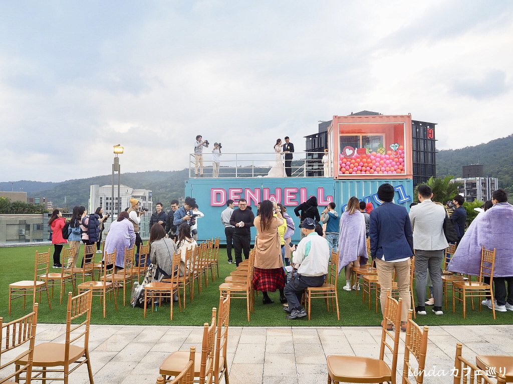 大直典華 DENWELL SKY 1 婚禮日 城市中的空中花園 打造有趣互動、浪漫可愛的美式戶外婚禮! Dress code 2019主流色溫暖黃白