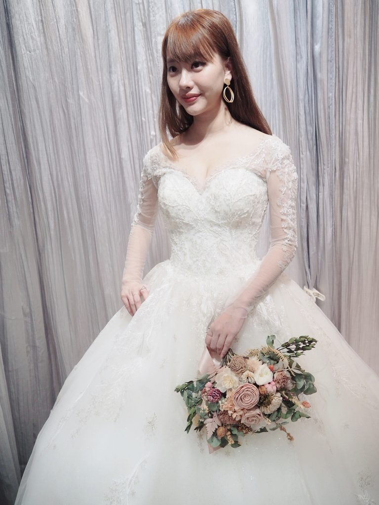 賽西亞手工婚紗 「我的命定禮服就是這件!」專屬給每位新娘的超顯瘦禮服 紙片女孩vs厚片女孩款大公開