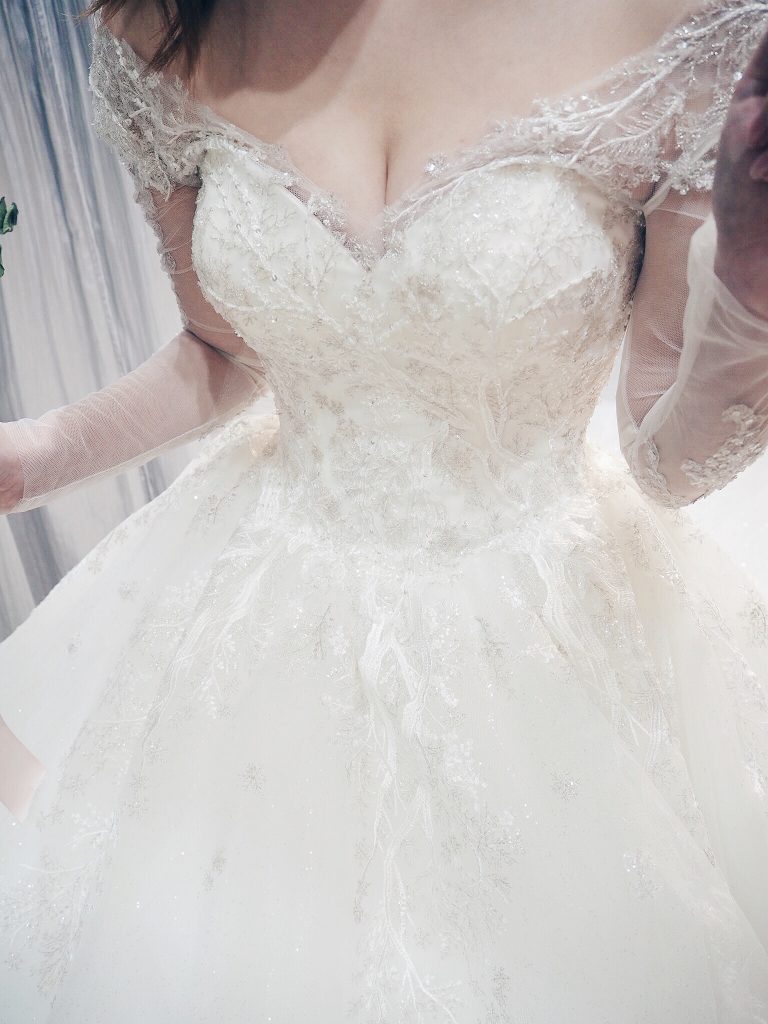 賽西亞手工婚紗 「我的命定禮服就是這件!」專屬給每位新娘的超顯瘦禮服 紙片女孩vs厚片女孩款大公開