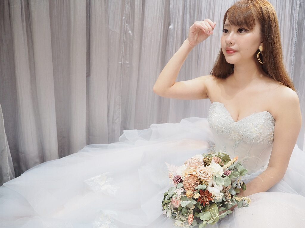 賽西亞手工婚紗 「我的命定禮服就是這件!」專屬給每位新娘的超顯瘦禮服 紙片女孩vs厚片女孩款大公開
