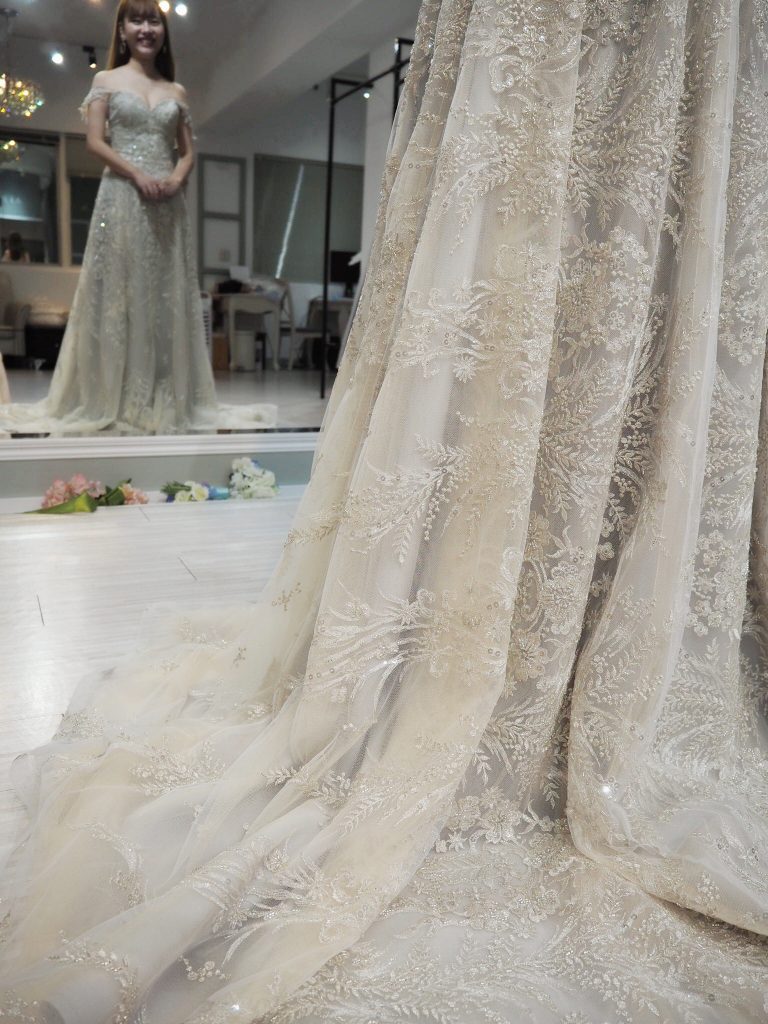 賽西亞手工婚紗 「我的命定禮服就是這件!」專屬給每位新娘的超顯瘦禮服 紙片女孩vs厚片女孩款大公開