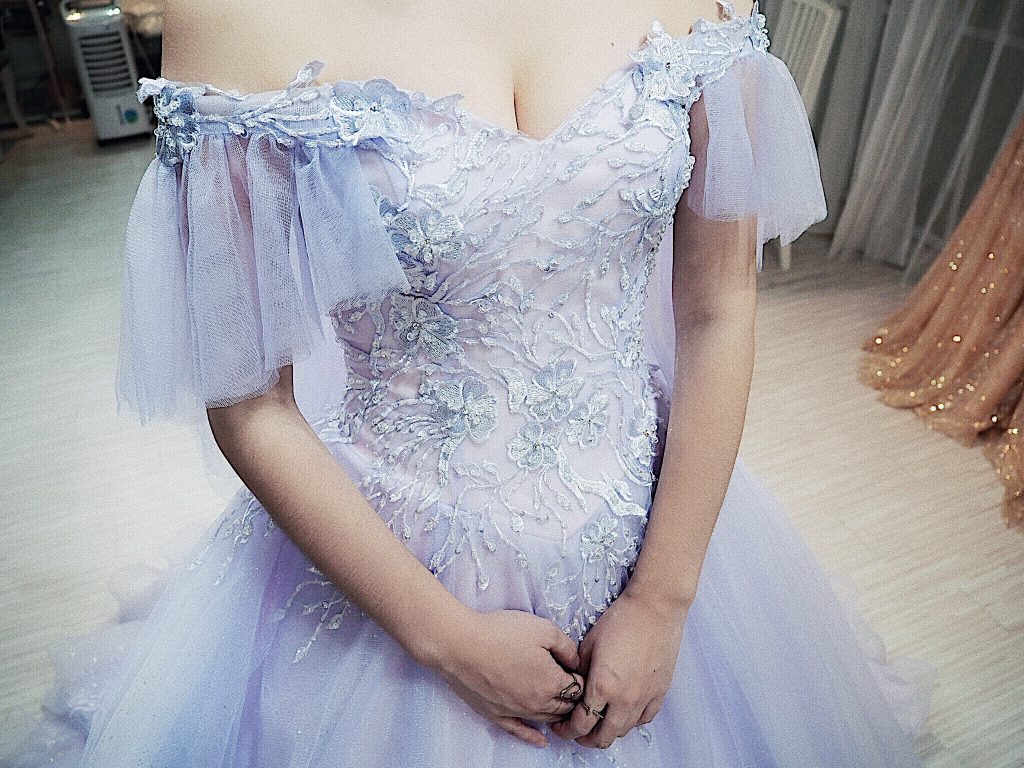 賽西亞手工婚紗 「我的命定禮服就是這件!」專屬給每位新娘的超顯瘦禮服 紙片女孩vs厚片女孩款大公開