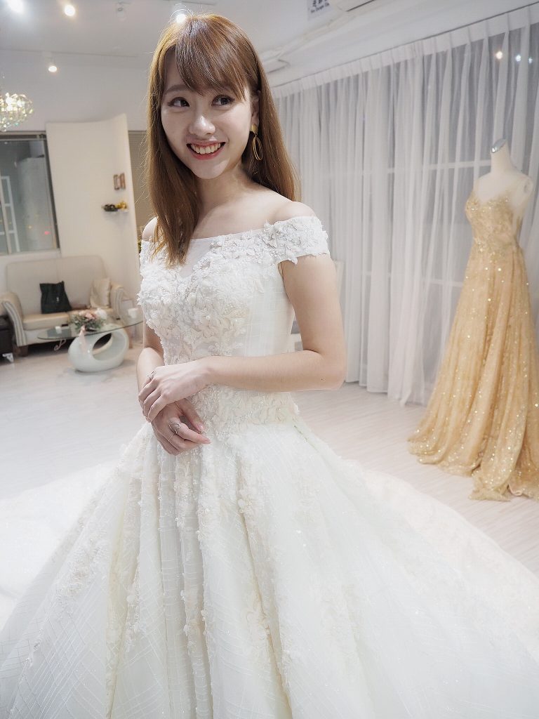 賽西亞手工婚紗 「我的命定禮服就是這件!」專屬給每位新娘的超顯瘦禮服 紙片女孩vs厚片女孩款大公開