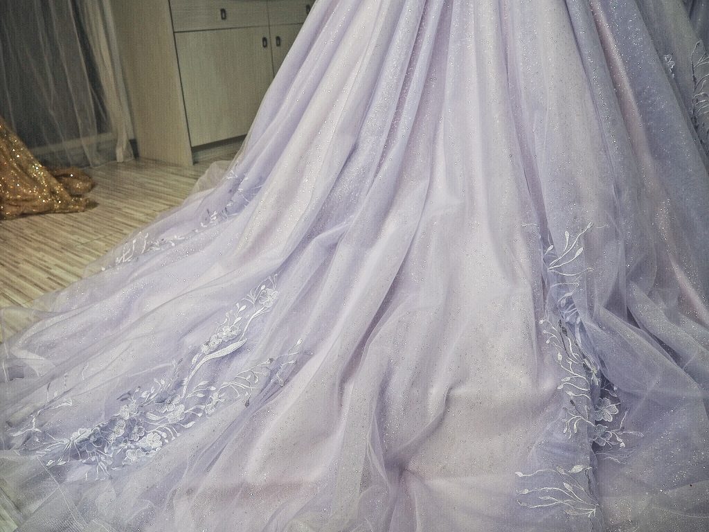 賽西亞手工婚紗 「我的命定禮服就是這件!」專屬給每位新娘的超顯瘦禮服 紙片女孩vs厚片女孩款大公開