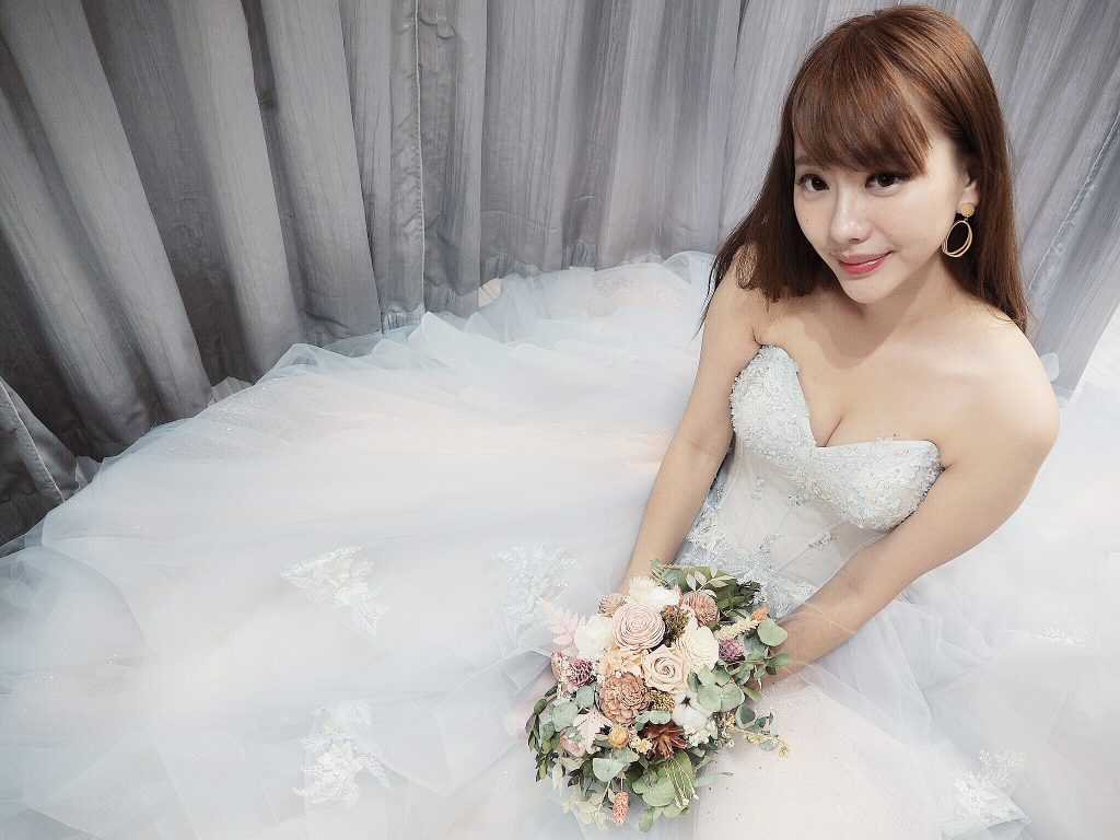 賽西亞手工婚紗 「我的命定禮服就是這件!」專屬給每位新娘的超顯瘦禮服 紙片女孩vs厚片女孩款大公開