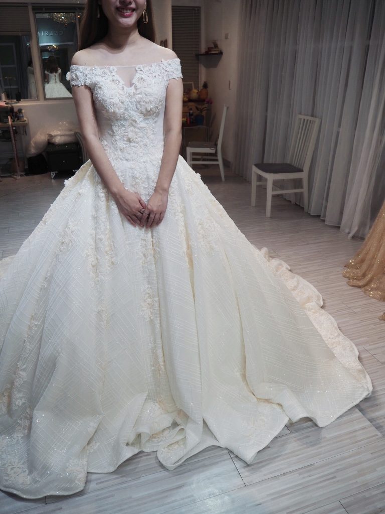 賽西亞手工婚紗 「我的命定禮服就是這件!」專屬給每位新娘的超顯瘦禮服 紙片女孩vs厚片女孩款大公開