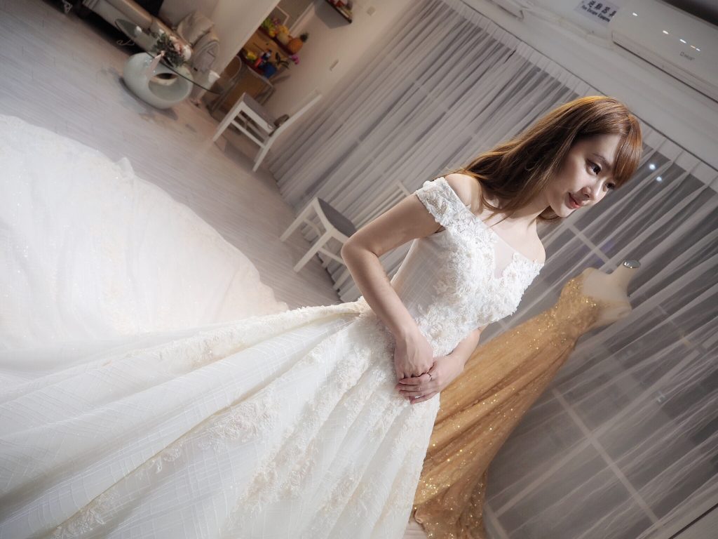 賽西亞手工婚紗 「我的命定禮服就是這件!」專屬給每位新娘的超顯瘦禮服 紙片女孩vs厚片女孩款大公開