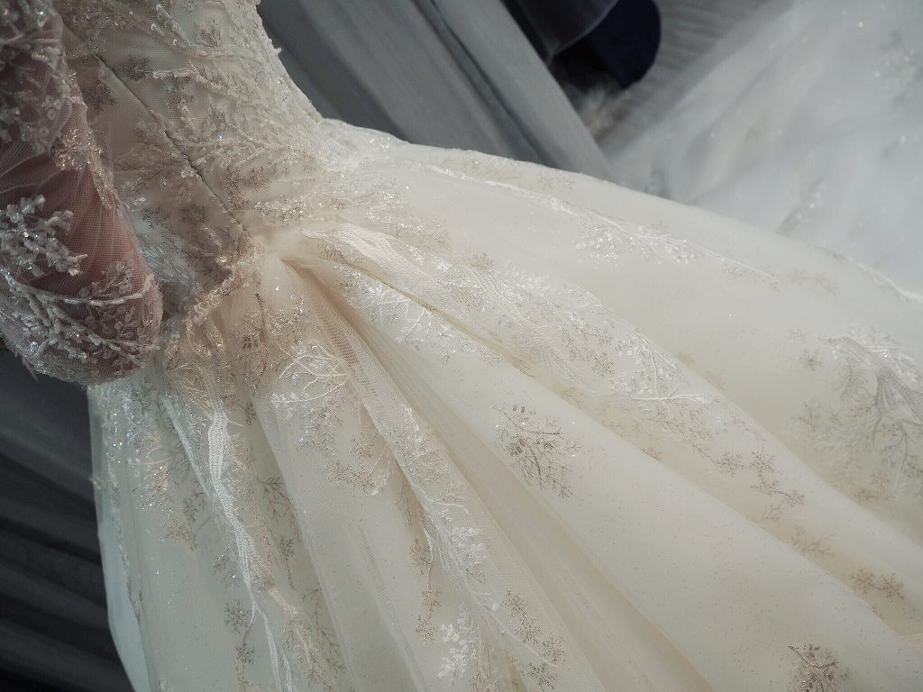賽西亞手工婚紗 「我的命定禮服就是這件!」專屬給每位新娘的超顯瘦禮服 紙片女孩vs厚片女孩款大公開