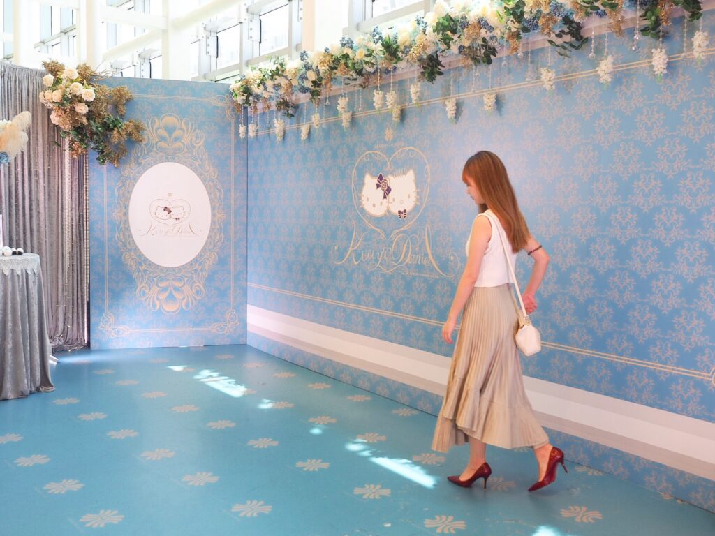 高雄漢來巨蛋五星級飯店婚宴菜色,Hello Kitty主題式婚禮,最夢幻的主題婚禮場地!贈送專屬鮮花佈置、華麗背板