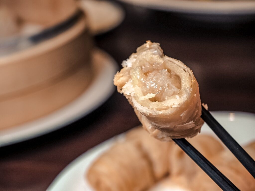 高雄漢來巨蛋五星級飯店婚宴菜色,Hello Kitty主題式婚禮,最夢幻的主題婚禮場地!贈送專屬鮮花佈置、華麗背板