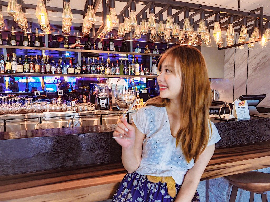 國泰萬怡酒店台北高空戶外證婚場地,結合萬豪集團行政酒廊!中式佳餚妝點成西式美饌