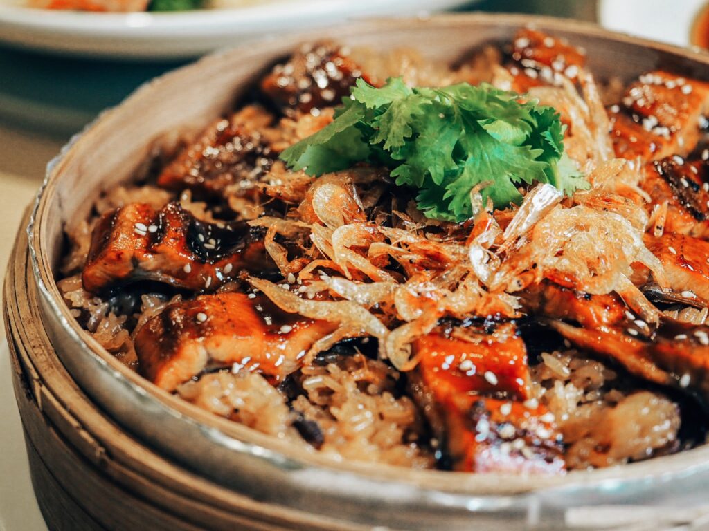白金花園酒店遺世獨立的超美挑高大廳,陽光灑落的戶外中庭證婚,溫馨宛如藝術殿堂的廊道