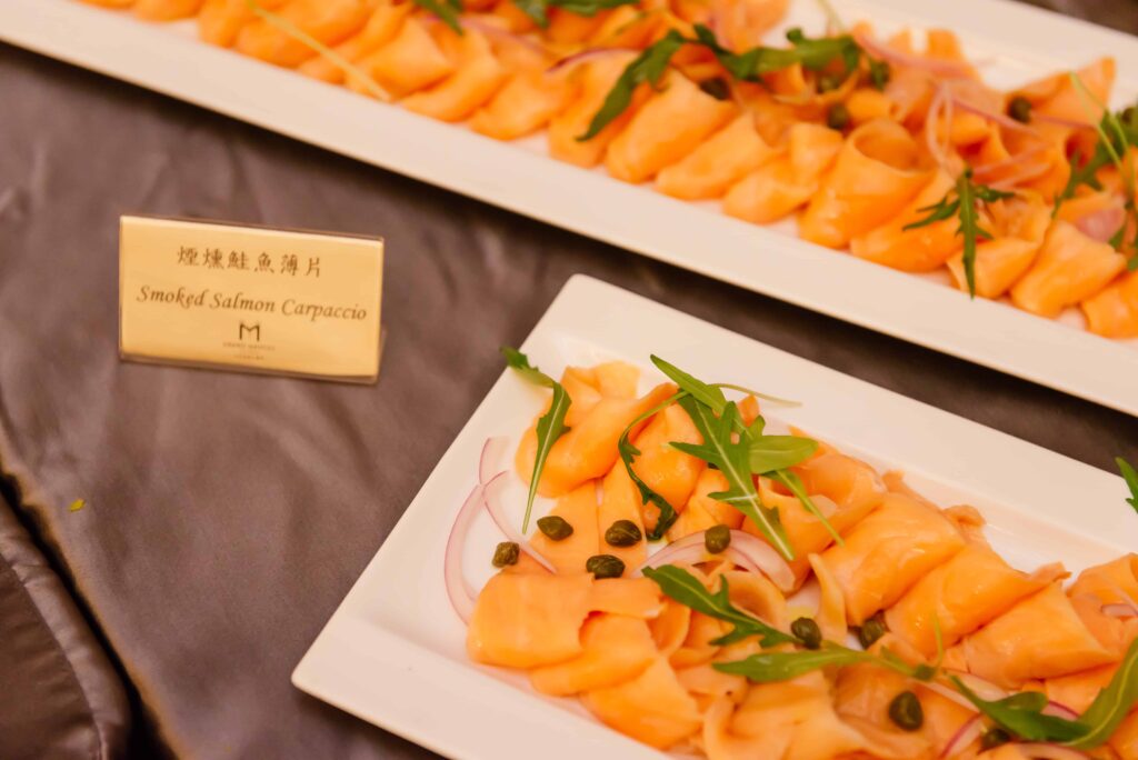 台北美福大飯店.GMT義大利餐廳西式長桌的優雅婚禮,可在同層樓Cocoon池畔酒吧,舉行一場賓主盡歡的After Party!