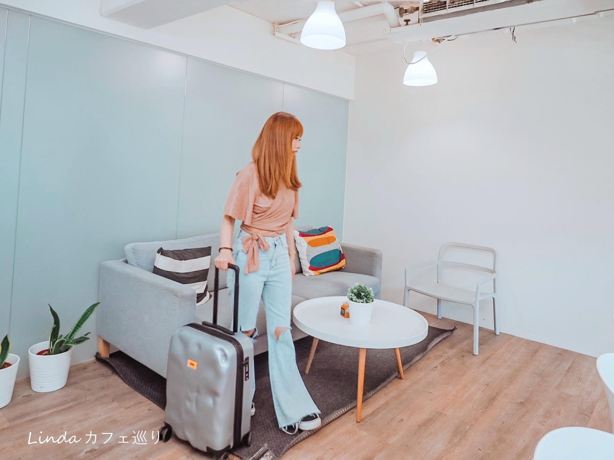 Crash Baggage001.jpg Crash Baggage001.jpg
