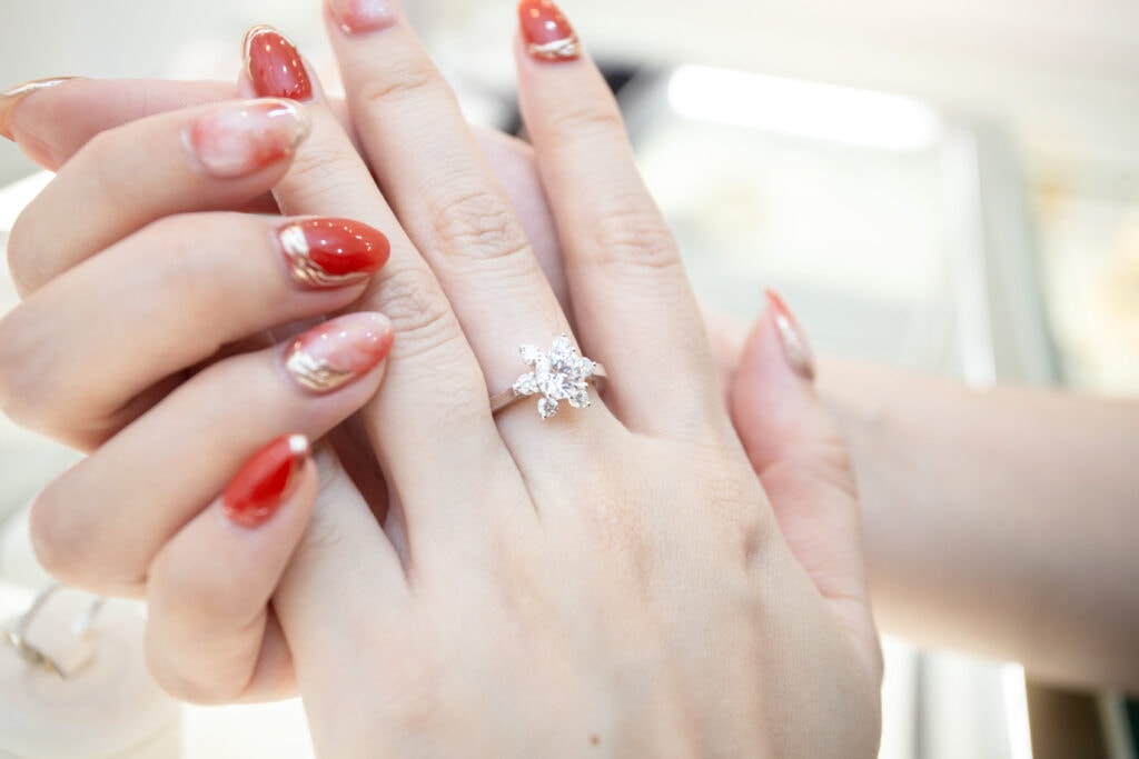 HENRY & EDDY JEWELRY 專為新人而存在的手工鑽戒品牌,不撞款的客製化設計款為你而生