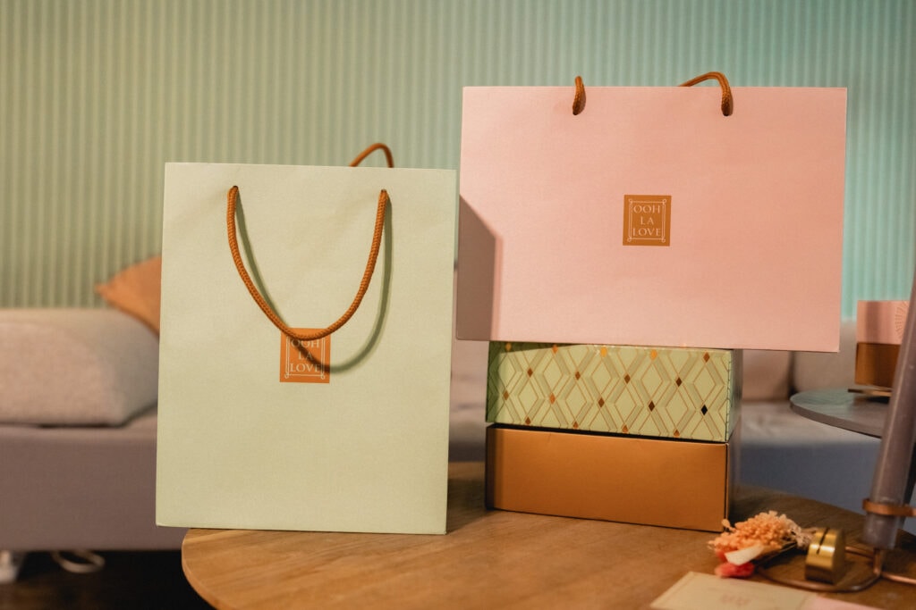 頂級法式手工喜餅 Ooh La Love! 浪漫唯美粉、經典復古綠新款禮盒,打造高級品味的經典法式風格喜餅