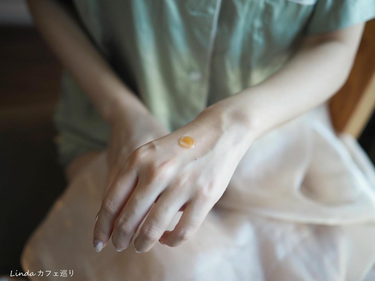 CLARINS 克蘭詩黃金亮眼萃+黃金雙激萃精華液005.jpg CLARINS 克蘭詩黃金亮眼萃+黃金雙激萃精華液005.jpg