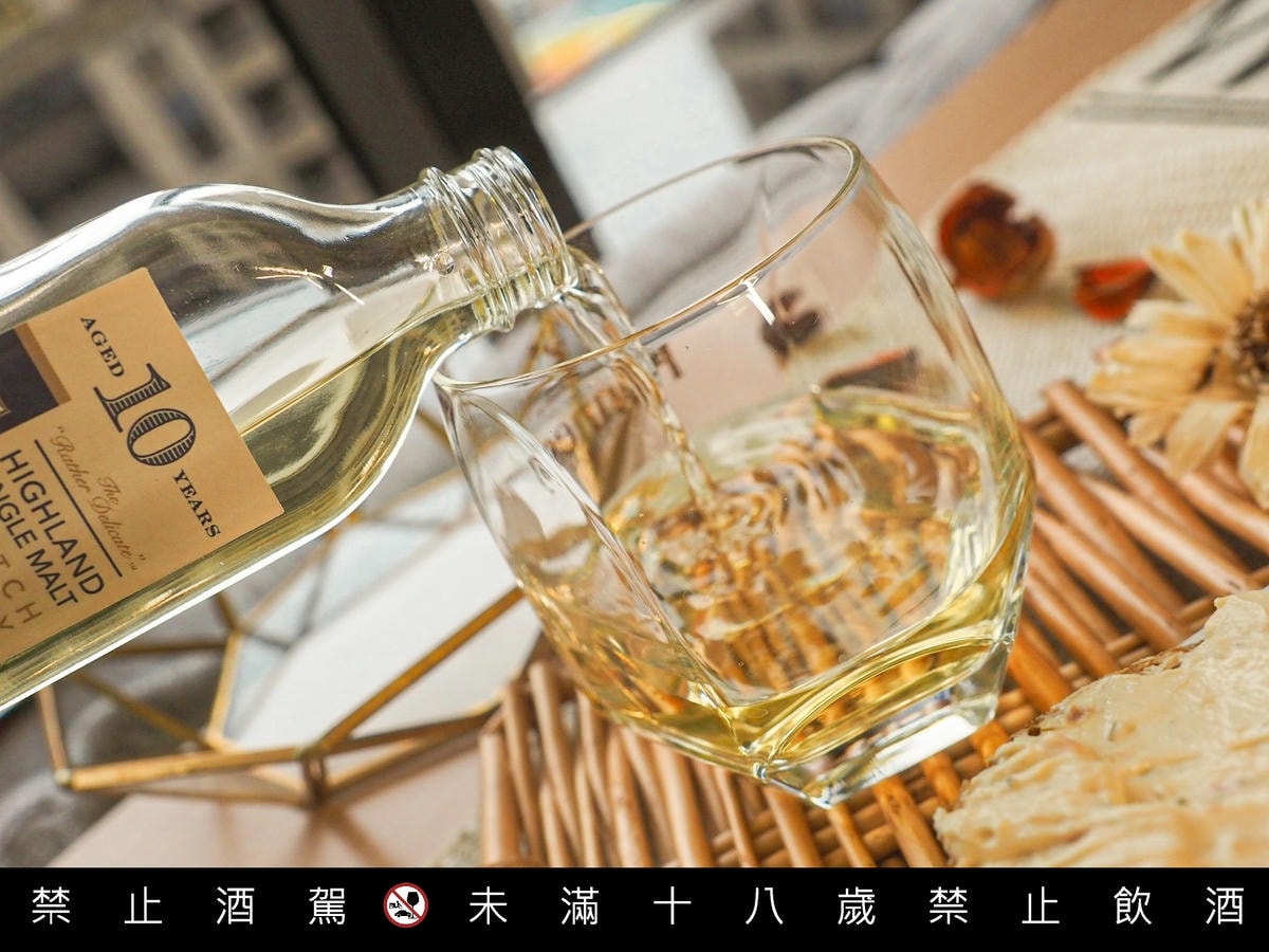 卡登蘇格蘭單一純麥威士忌10年品飲心得013.jpg 卡登蘇格蘭單一純麥威士忌10年品飲心得013.jpg