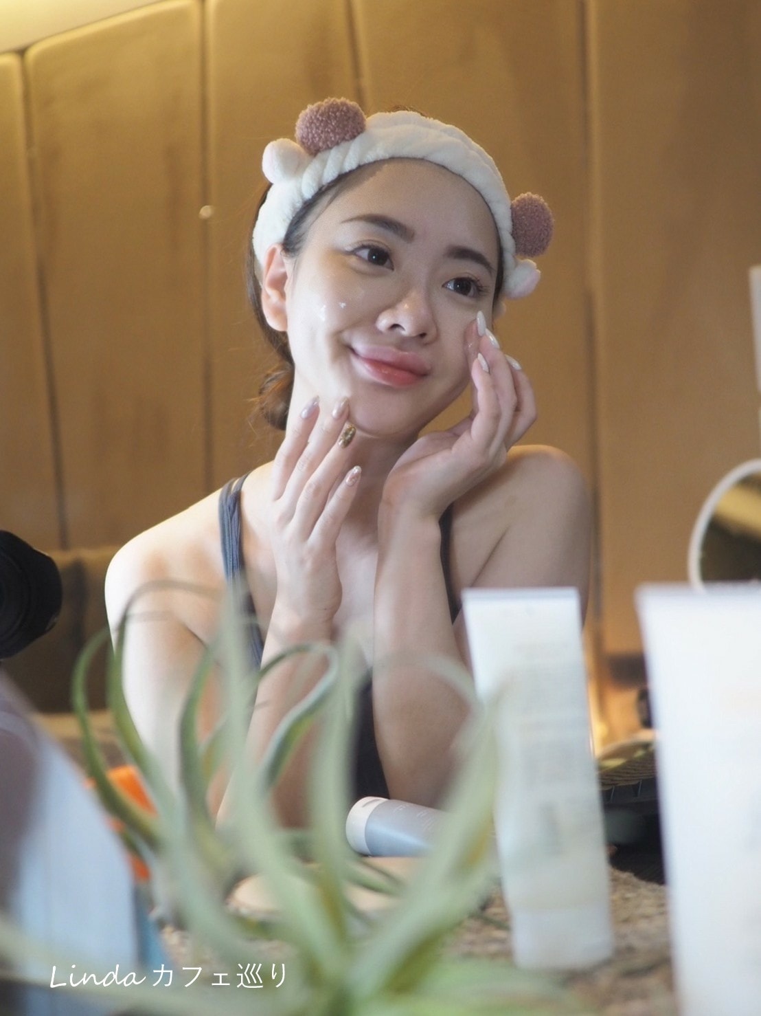 《PLuS 美麗能量》水細緻黑炭淨透洗面乳035.jpg 《PLuS 美麗能量》水細緻黑炭淨透洗面乳035.jpg