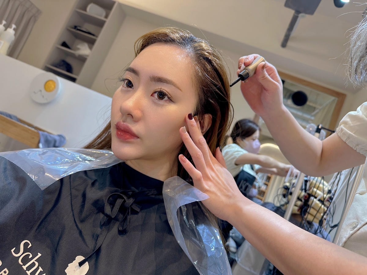 新北新店染髮推薦《洞鏡 salon》頂級質感沙龍,搭配 DA