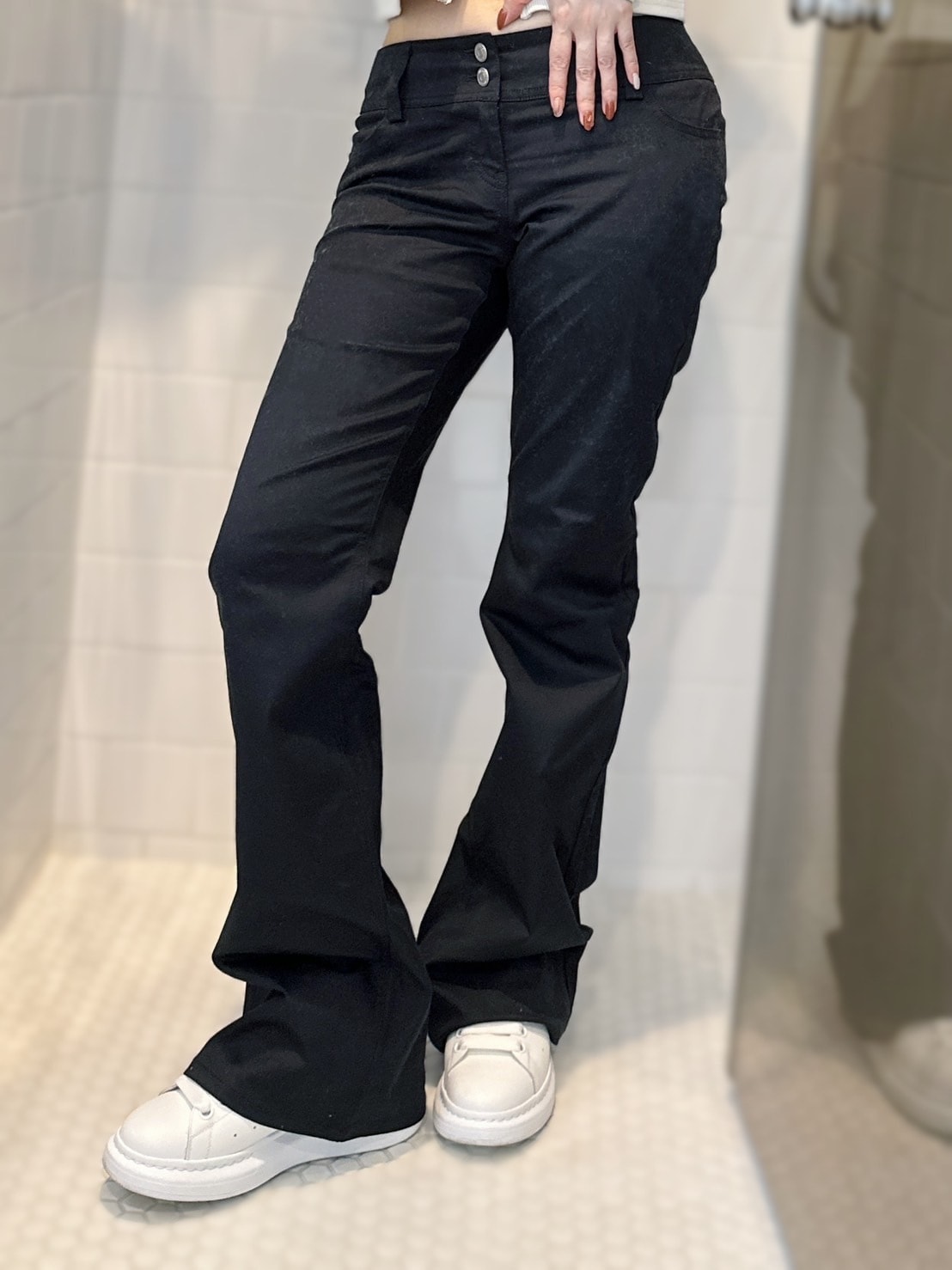 瑞典品牌《Weekday》購物穿搭以簡約款式為基礎,H&M 瑞典品牌《Weekday》購物穿搭以簡約款式為基礎,H&M