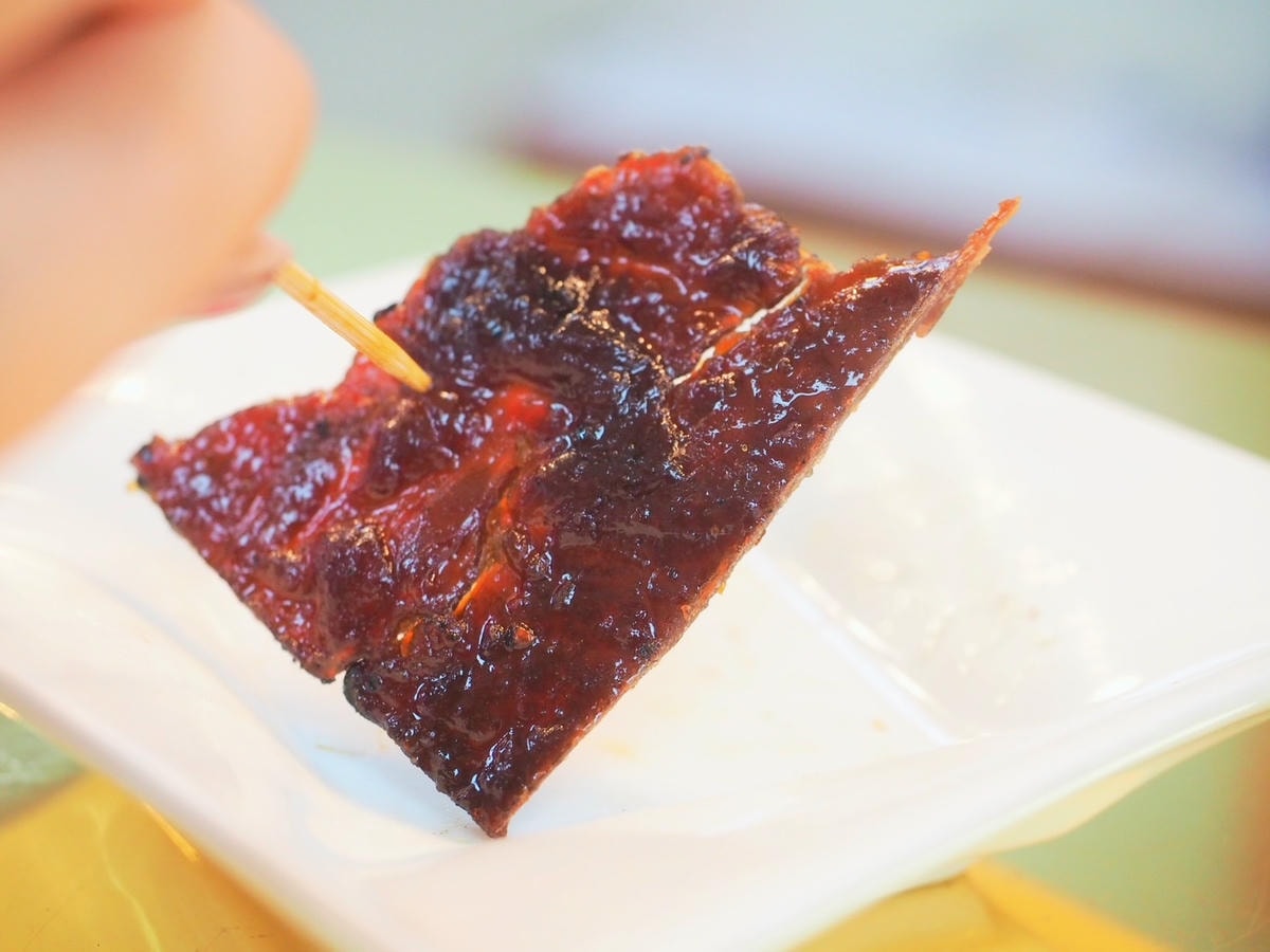 中秋伴手禮推薦《美珍香》雙連店必買新鮮手烤出爐:金錢豬肉乾 中秋伴手禮推薦《美珍香》雙連店必買新鮮手烤出爐:金錢豬肉乾