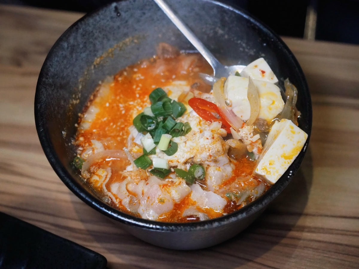 台北大安《韓老二烤肉餐廳》韓國烤肉必吃豬五花,加上烤邊蛋絕對 台北大安《韓老二烤肉餐廳》韓國烤肉必吃豬五花,加上烤邊蛋絕對