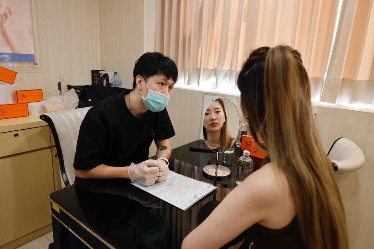 桃園淨妍診所氧氣玻尿酸施打心得,找回八字無痕的少女幼態感! 桃園淨妍診所氧氣玻尿酸施打心得,找回八字無痕的少女幼態感!