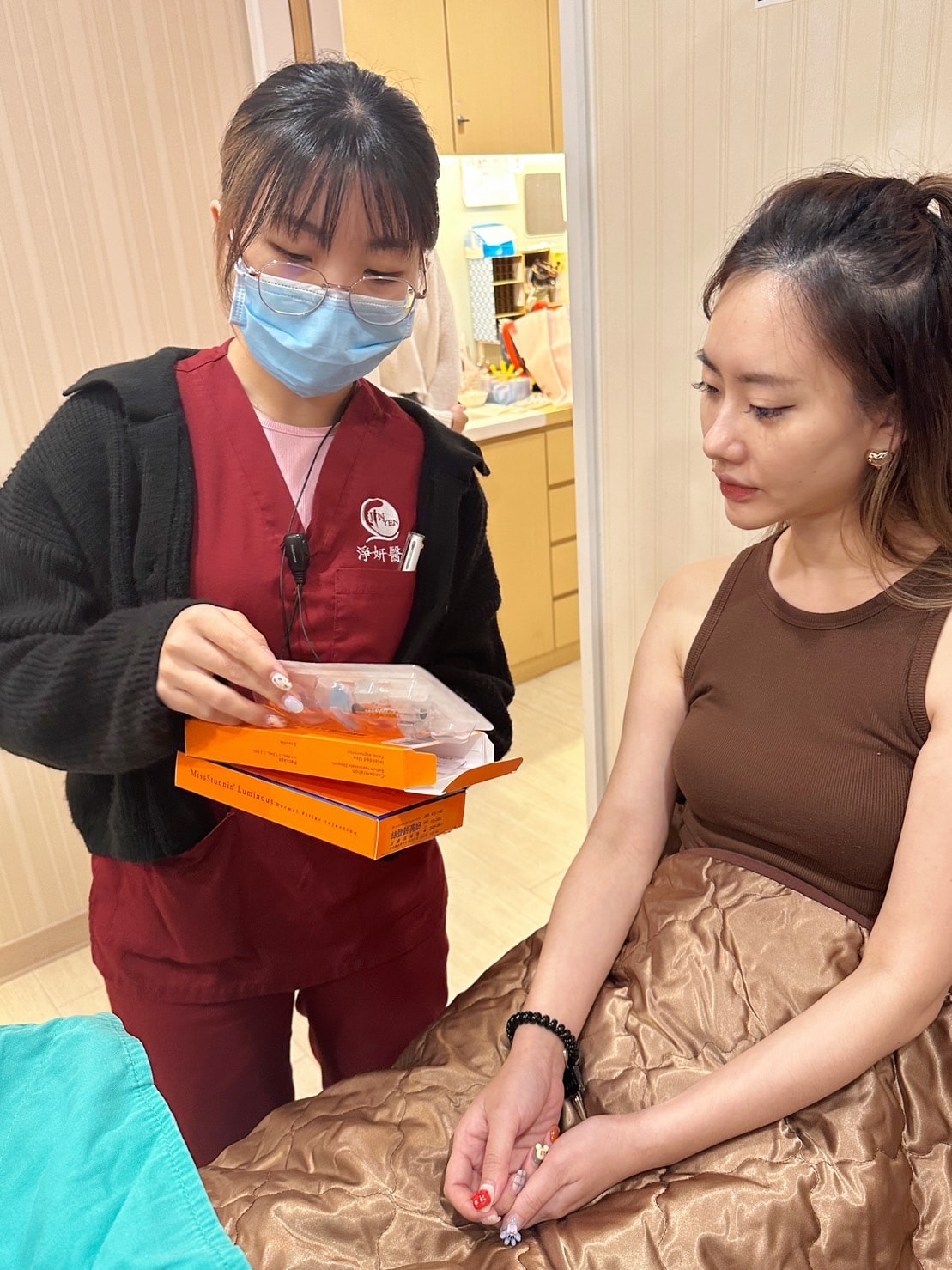 桃園淨妍診所氧氣玻尿酸施打心得,找回八字無痕的少女幼態感! 桃園淨妍診所氧氣玻尿酸施打心得,找回八字無痕的少女幼態感!