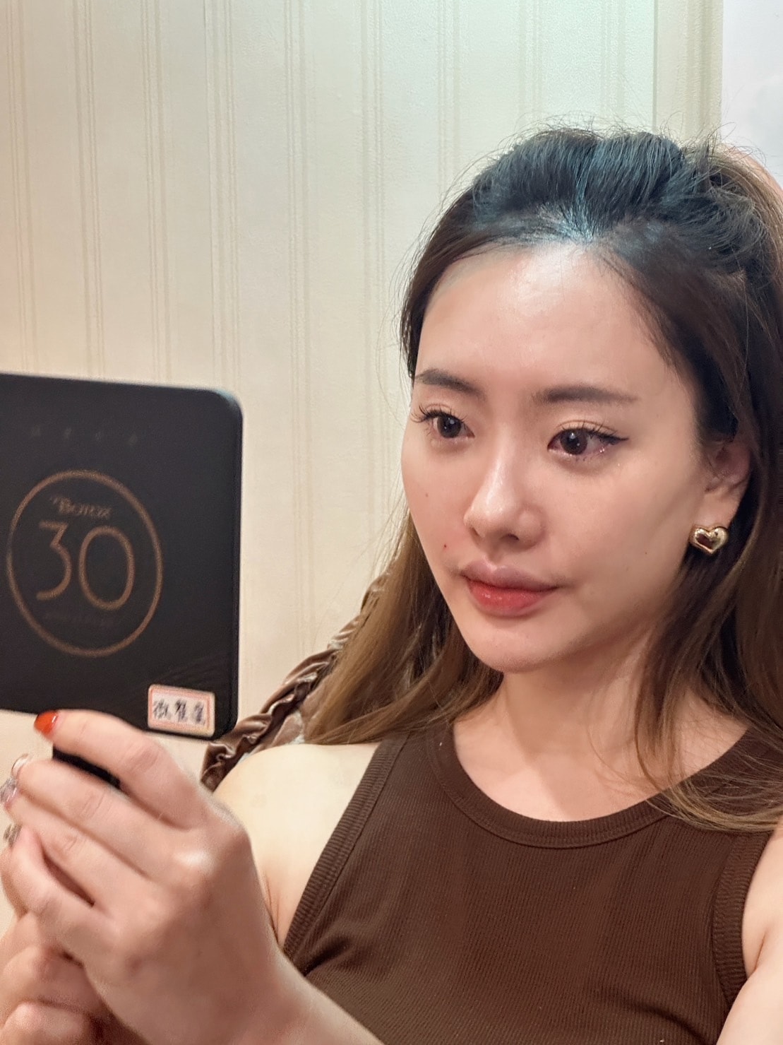 桃園淨妍診所氧氣玻尿酸施打心得,找回八字無痕的少女幼態感! 桃園淨妍診所氧氣玻尿酸施打心得,找回八字無痕的少女幼態感!