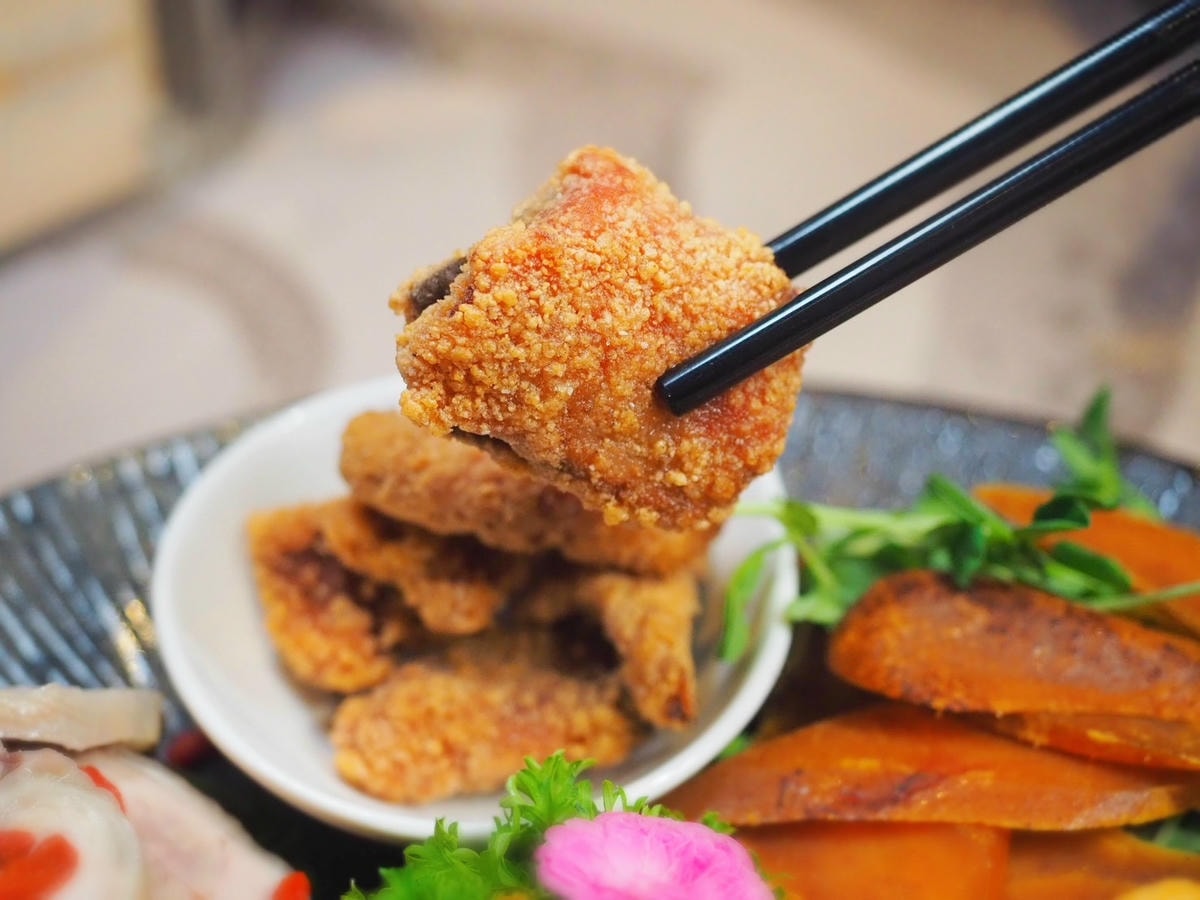 2024年菜推薦典華現煮年菜外帶,限量預售必吃多汁「蒜香脆 2024年菜推薦典華現煮年菜外帶,限量預售必吃多汁「蒜香脆