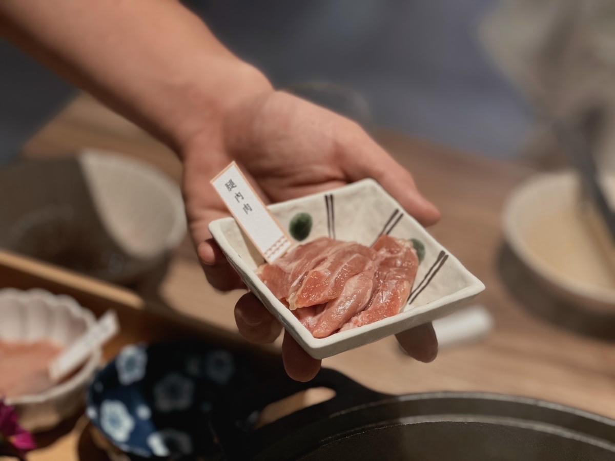 よし!請上座!信義區火鍋推薦《優喜鍋物專門店》前菜必點「招牌 よし!請上座!信義區火鍋推薦《優喜鍋物專門店》前菜必點「招牌
