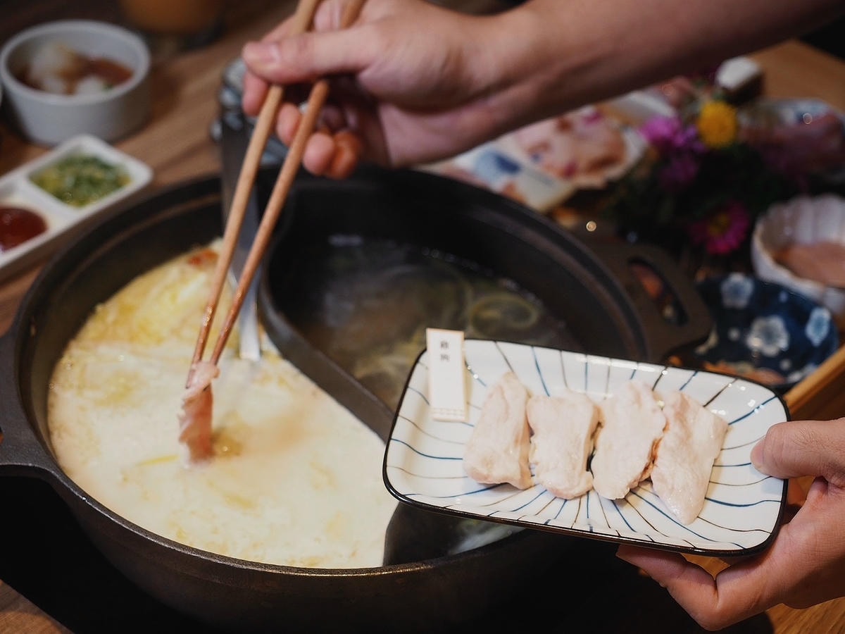 よし!請上座!信義區火鍋推薦《優喜鍋物專門店》前菜必點「招牌 よし!請上座!信義區火鍋推薦《優喜鍋物專門店》前菜必點「招牌