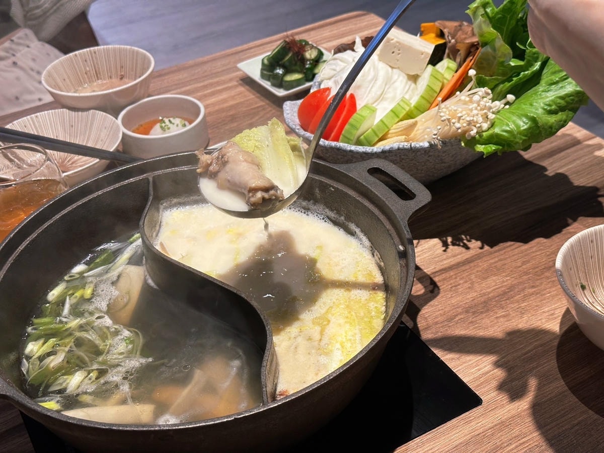よし!請上座!信義區火鍋推薦《優喜鍋物專門店》前菜必點「招牌 よし!請上座!信義區火鍋推薦《優喜鍋物專門店》前菜必點「招牌