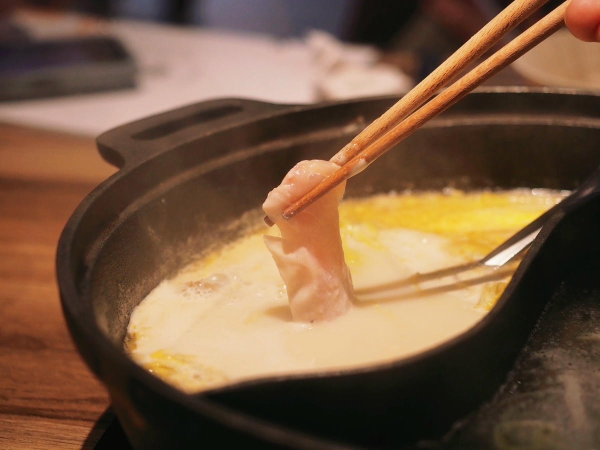 よし!請上座!信義區火鍋推薦《優喜鍋物專門店》前菜必點「招牌 よし!請上座!信義區火鍋推薦《優喜鍋物專門店》前菜必點「招牌