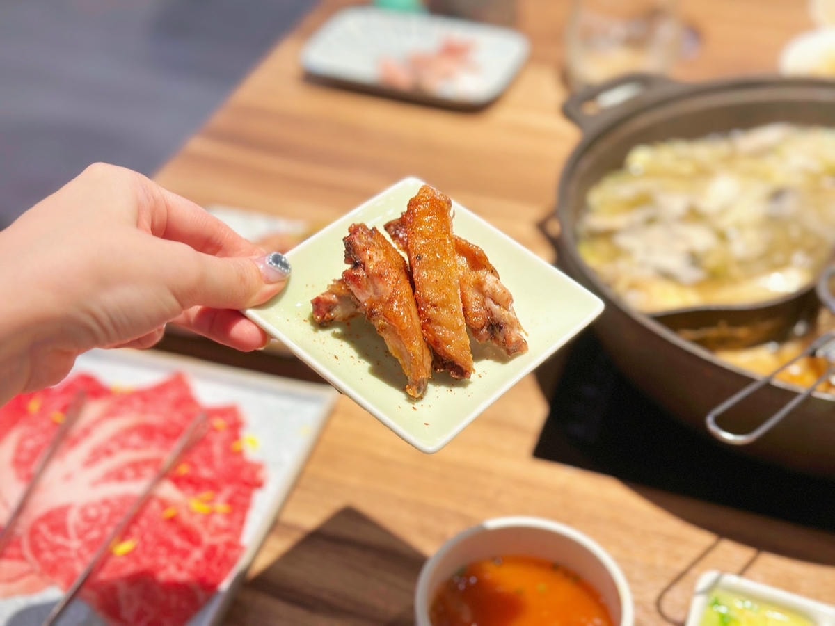 よし!請上座!信義區火鍋推薦《優喜鍋物專門店》前菜必點「招牌 よし!請上座!信義區火鍋推薦《優喜鍋物專門店》前菜必點「招牌