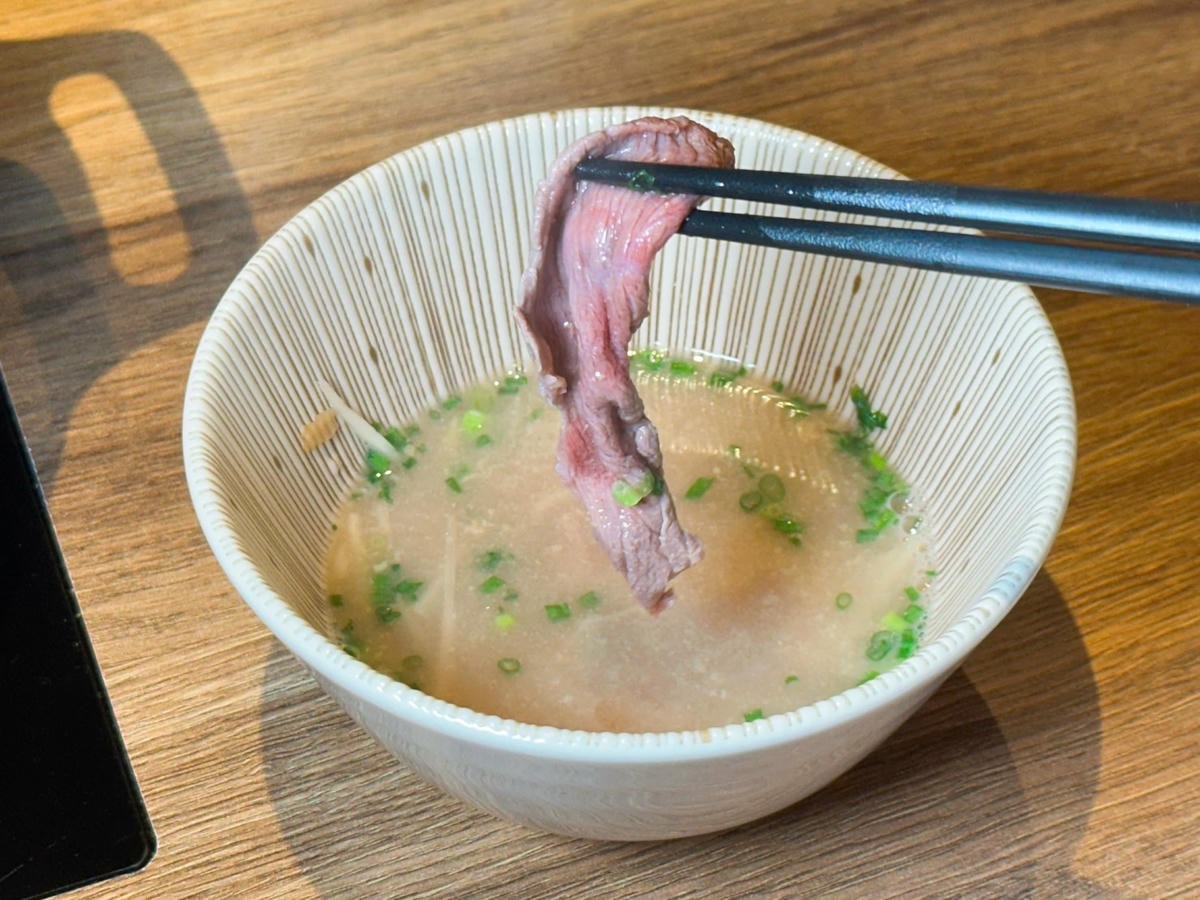 よし!請上座!信義區火鍋推薦《優喜鍋物專門店》前菜必點「招牌 よし!請上座!信義區火鍋推薦《優喜鍋物專門店》前菜必點「招牌