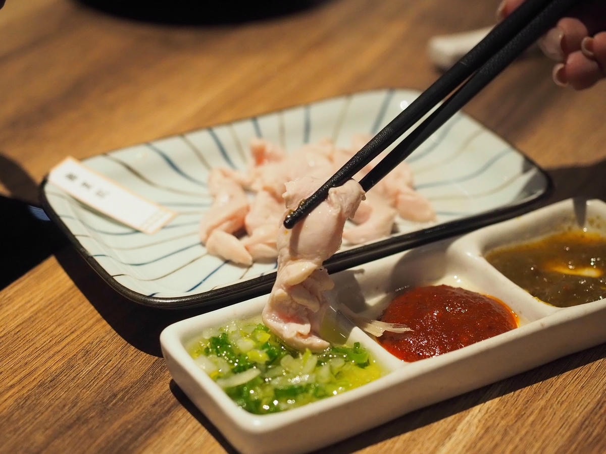 よし!請上座!信義區火鍋推薦《優喜鍋物專門店》前菜必點「招牌 よし!請上座!信義區火鍋推薦《優喜鍋物專門店》前菜必點「招牌