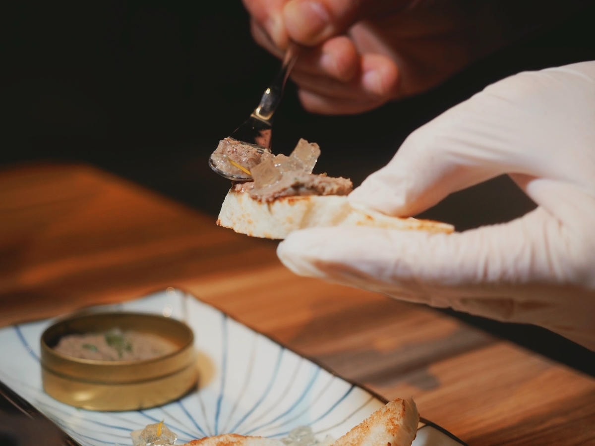 よし!請上座!信義區火鍋推薦《優喜鍋物專門店》前菜必點「招牌 よし!請上座!信義區火鍋推薦《優喜鍋物專門店》前菜必點「招牌