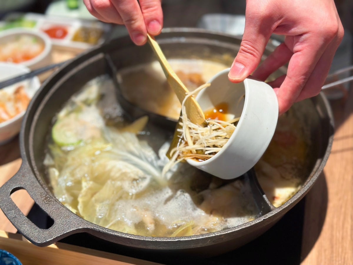 よし!請上座!信義區火鍋推薦《優喜鍋物專門店》前菜必點「招牌 よし!請上座!信義區火鍋推薦《優喜鍋物專門店》前菜必點「招牌