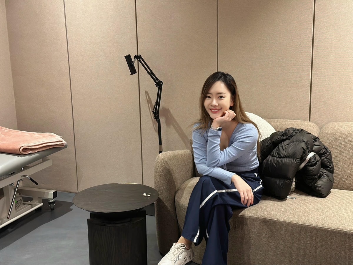 科技健身推薦《霍普金斯診所》信義店躺著局部增肌減脂不是夢?