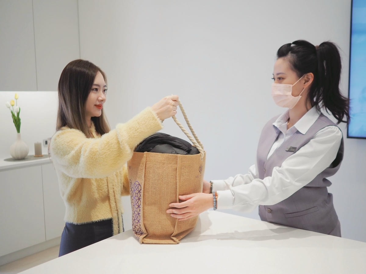 台北衣物送洗推薦《 RIV精緻洗衣 》大直樂群門市專人免費 台北衣物送洗推薦《 RIV精緻洗衣 》大直樂群門市專人免費