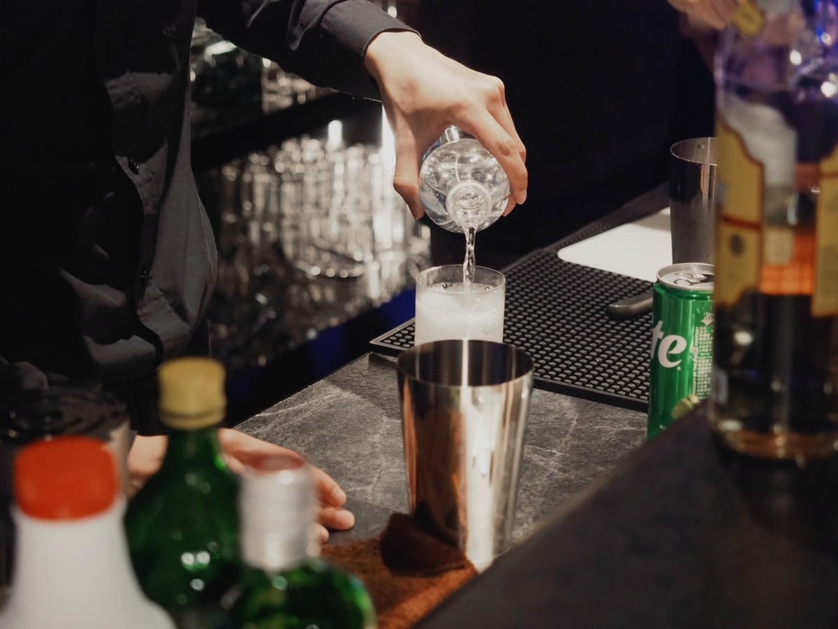 桃園蘆竹餐酒館《民權拾酒》寵物友善戶外露營最 Chill 風 桃園蘆竹餐酒館《民權拾酒》寵物友善戶外露營最 Chill 風