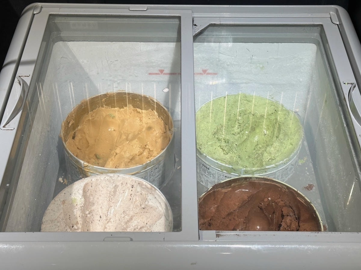 板橋吃到飽推薦《心心石頭火鍋》平日用餐只要369起,居然不收 板橋吃到飽推薦《心心石頭火鍋》平日用餐只要369起,居然不收
