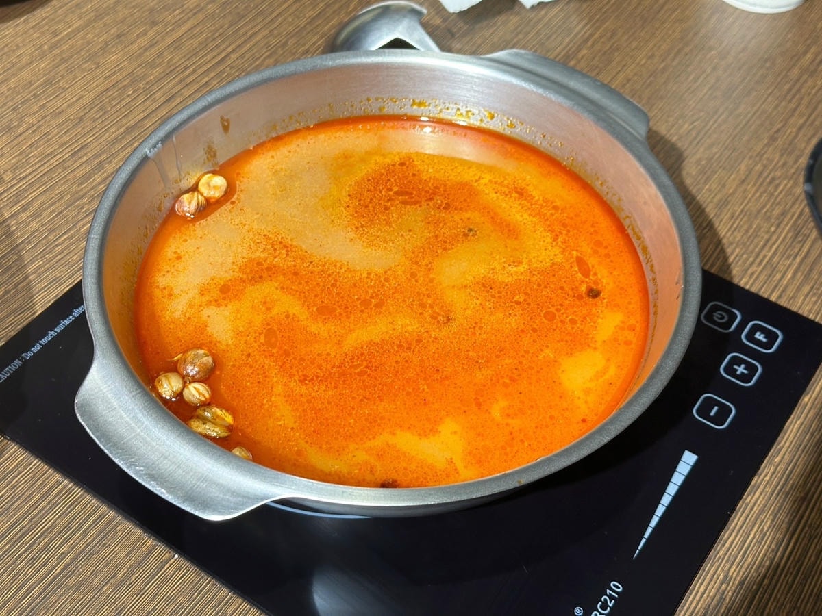 板橋吃到飽推薦《心心石頭火鍋》平日用餐只要369起,居然不收 板橋吃到飽推薦《心心石頭火鍋》平日用餐只要369起,居然不收