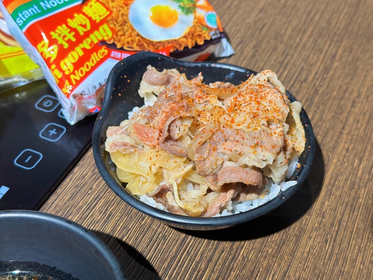 板橋吃到飽推薦《心心石頭火鍋》平日用餐只要369起,居然不收 板橋吃到飽推薦《心心石頭火鍋》平日用餐只要369起,居然不收