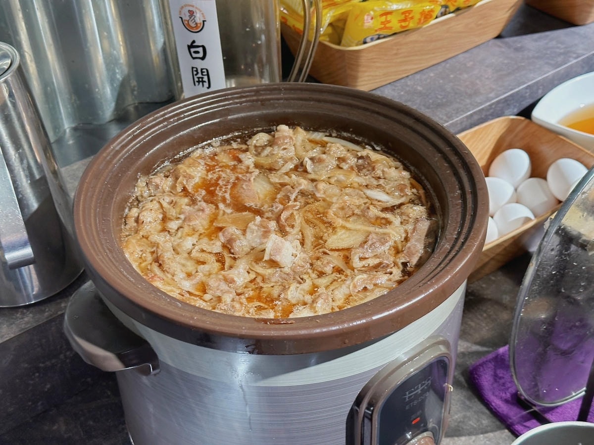 板橋吃到飽推薦《心心石頭火鍋》平日用餐只要369起,居然不收 板橋吃到飽推薦《心心石頭火鍋》平日用餐只要369起,居然不收