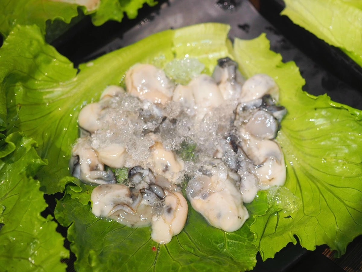 板橋吃到飽推薦《心心石頭火鍋》平日用餐只要369起,居然不收 板橋吃到飽推薦《心心石頭火鍋》平日用餐只要369起,居然不收
