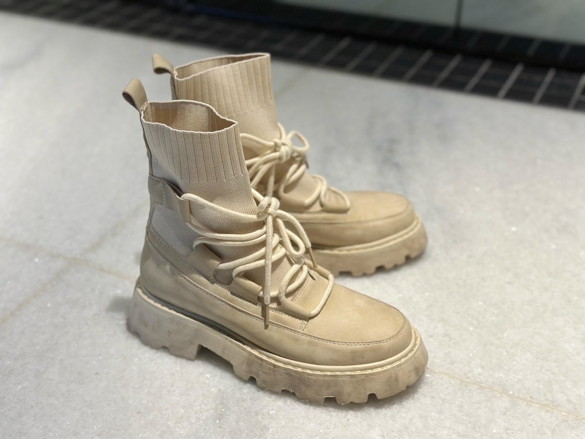 板橋24hr洗鞋服務《 I Sneaker 樂洗鞋智能洗鞋櫃