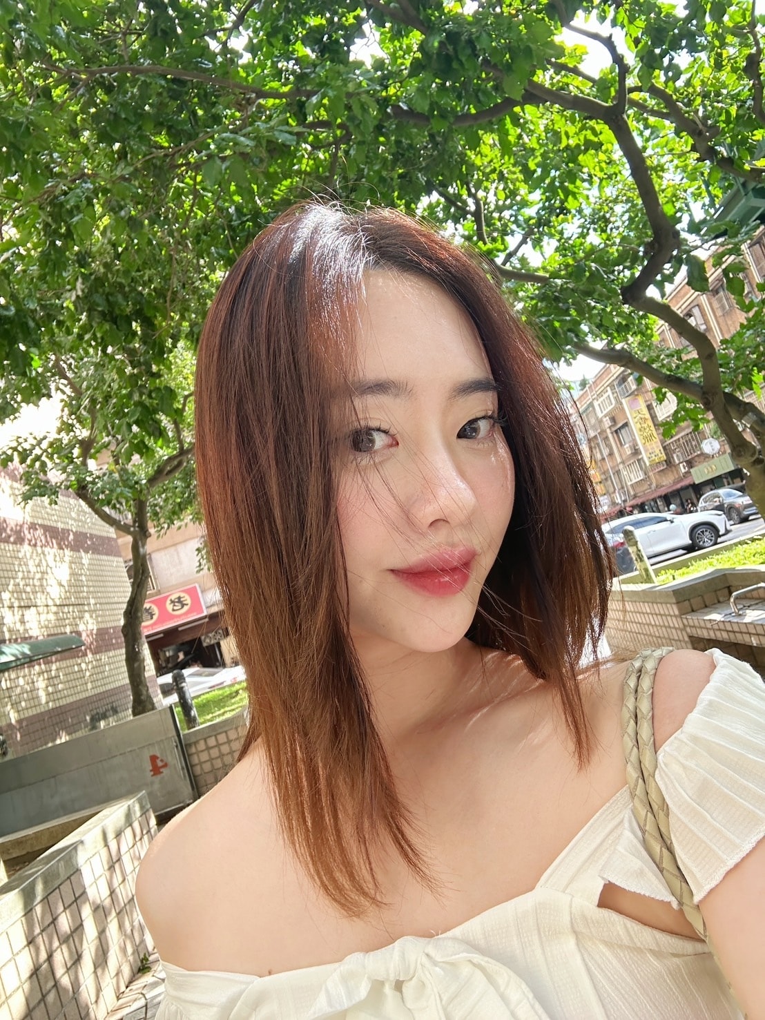 台北南港燙髮推薦《Meta hair salon 后》染燙受 台北南港燙髮推薦《Meta hair salon 后》染燙受